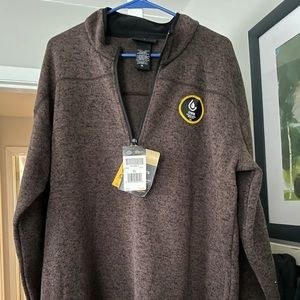 NWT men’s XL half zip in brown